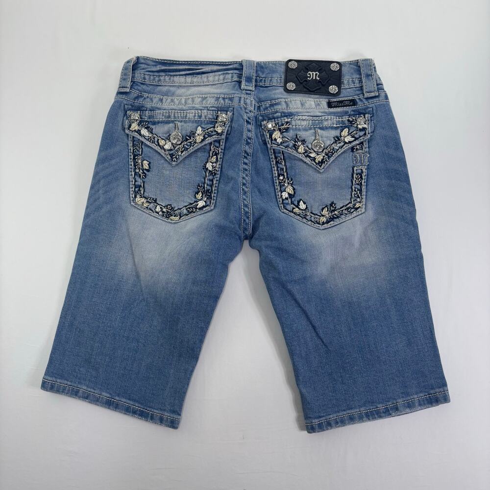 Women's Miss Me Bermuda Size 28 Embellished Pockets Signature Jeans JY5962M - Picture 4 of 8